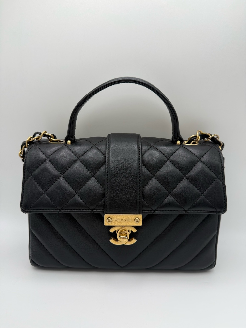 CHANEL Black Quilted Calfskin Leather Gold Class CC Top Handle Bag - Picture 5 of 17
